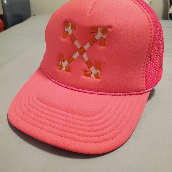 Virgil Abloh x MCA Figures of Speech Arrows Trucker Hat - UNISEX - Picture 2 of 8